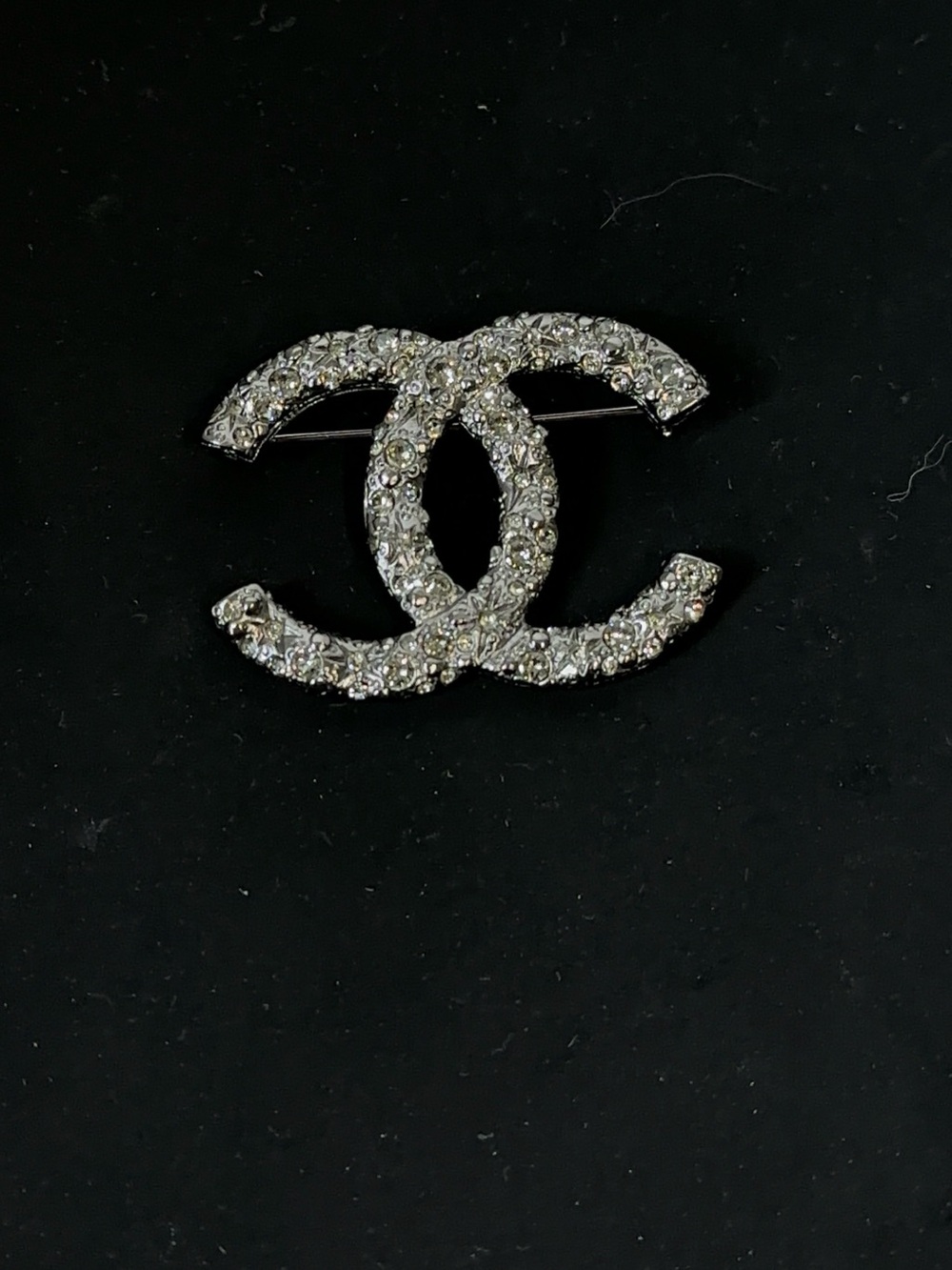 CHANEL Crystal CC Brooch - Silver